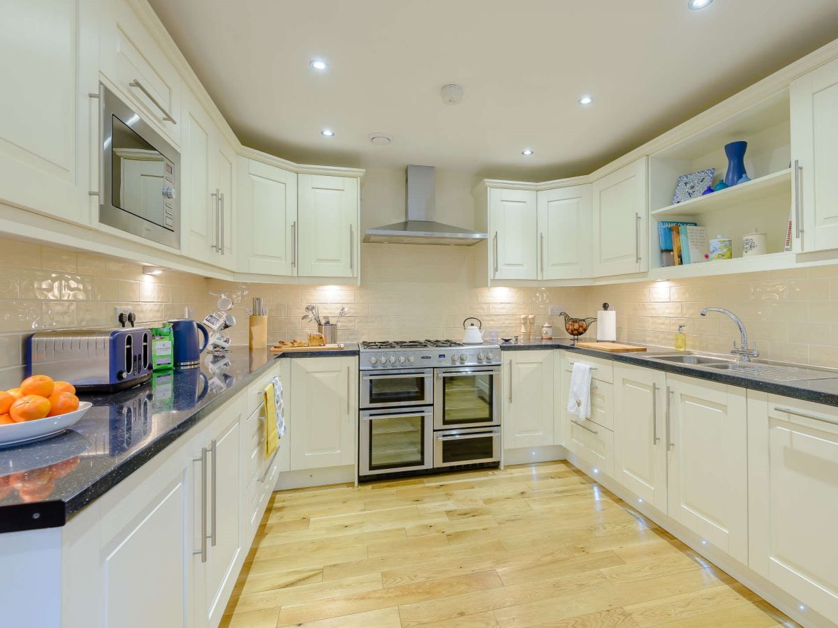 Bluebell House, listing photograph 8