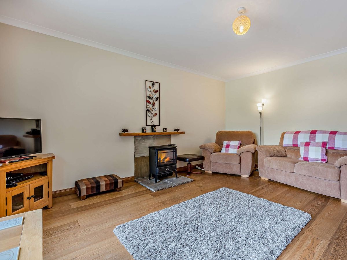 Riddlesdown, listing photograph 3