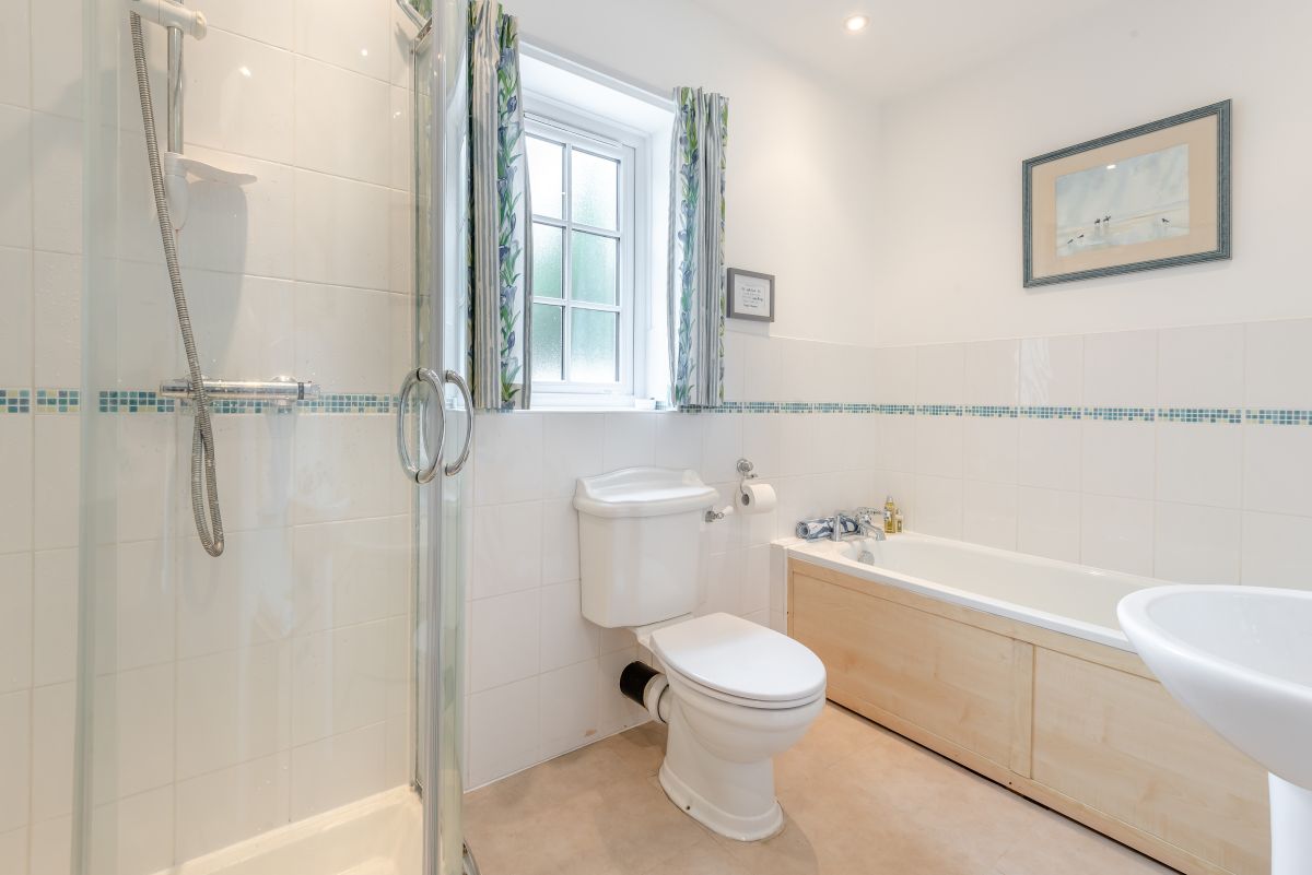 Little Orchard Cottage, listing photograph 12