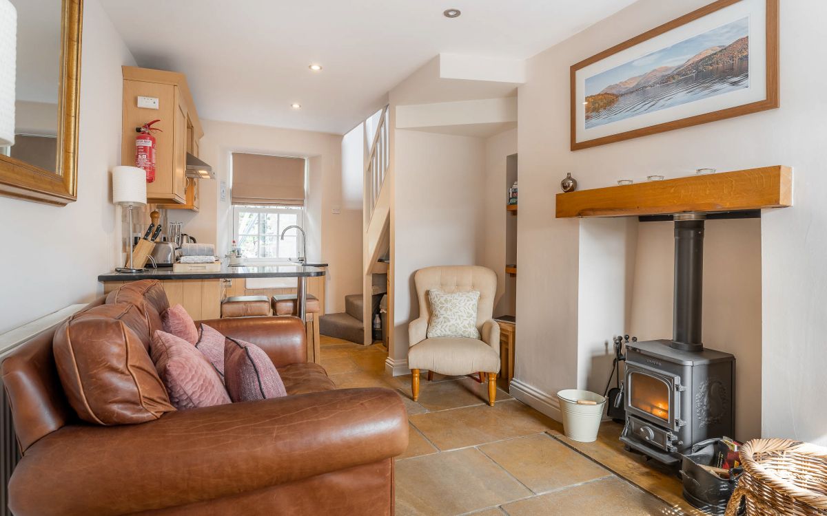 Amber Cottage, listing photograph 3