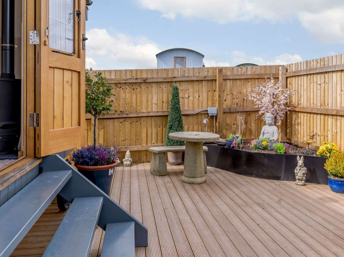Finmia Sauna, Hot Tub & Plunge Pool, listing photograph 11