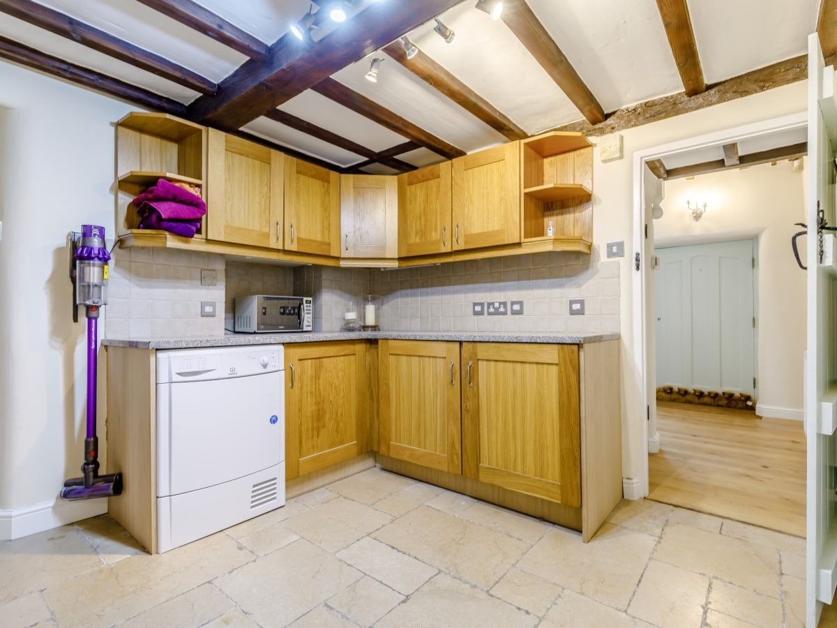 Ivy House - Wetton, listing photograph 8