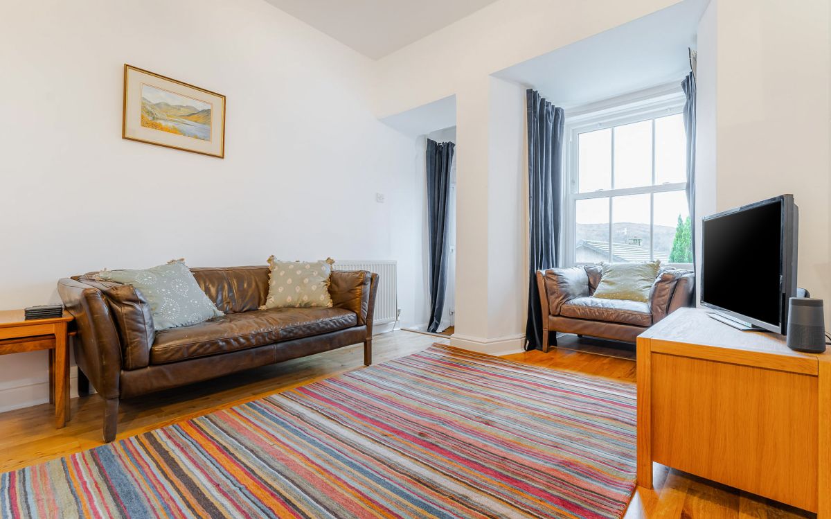 High View, listing photograph 6