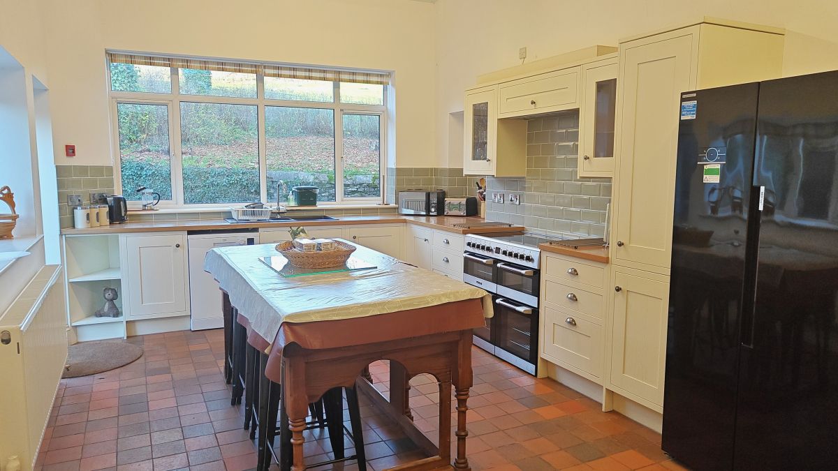 The House in the Field, listing photograph 8