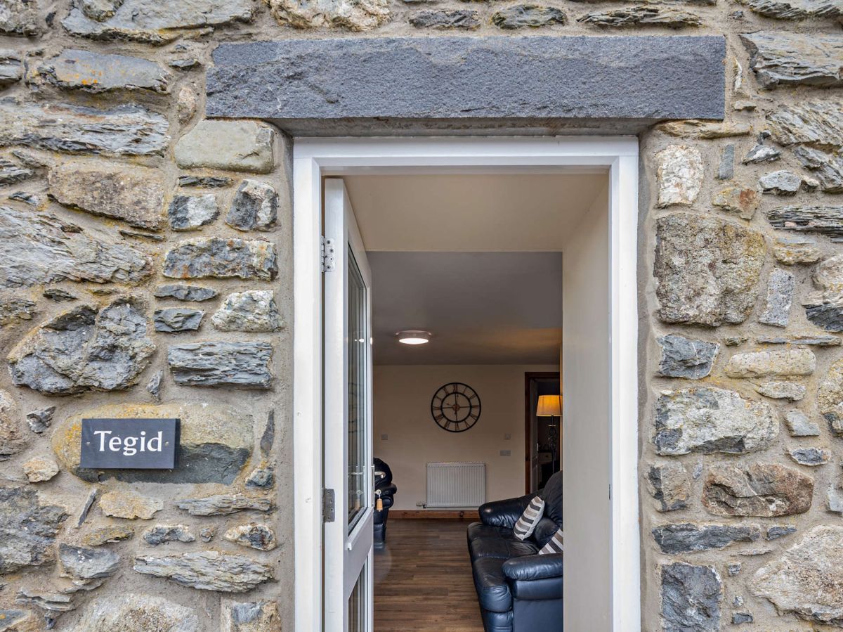 Tegid - Bala Barns, listing photograph 12