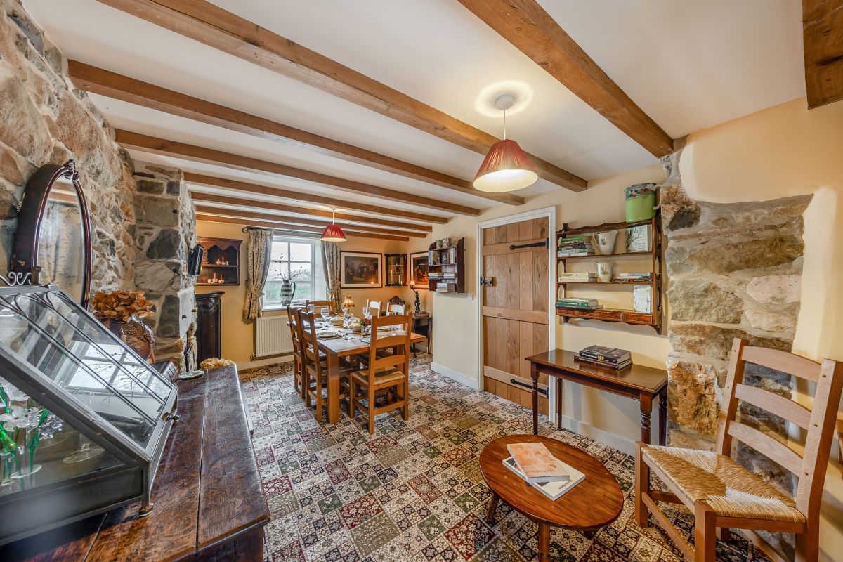 Cosy Mountain Farmhouse, listing photograph 12