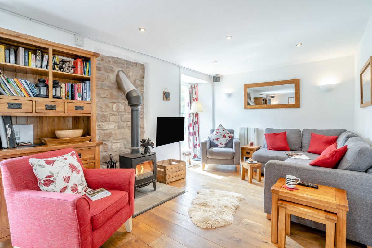 Usk Valley Cottage, listing photograph 4