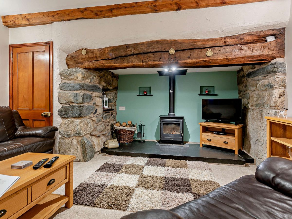 Garth Farmhouse, listing photograph 5