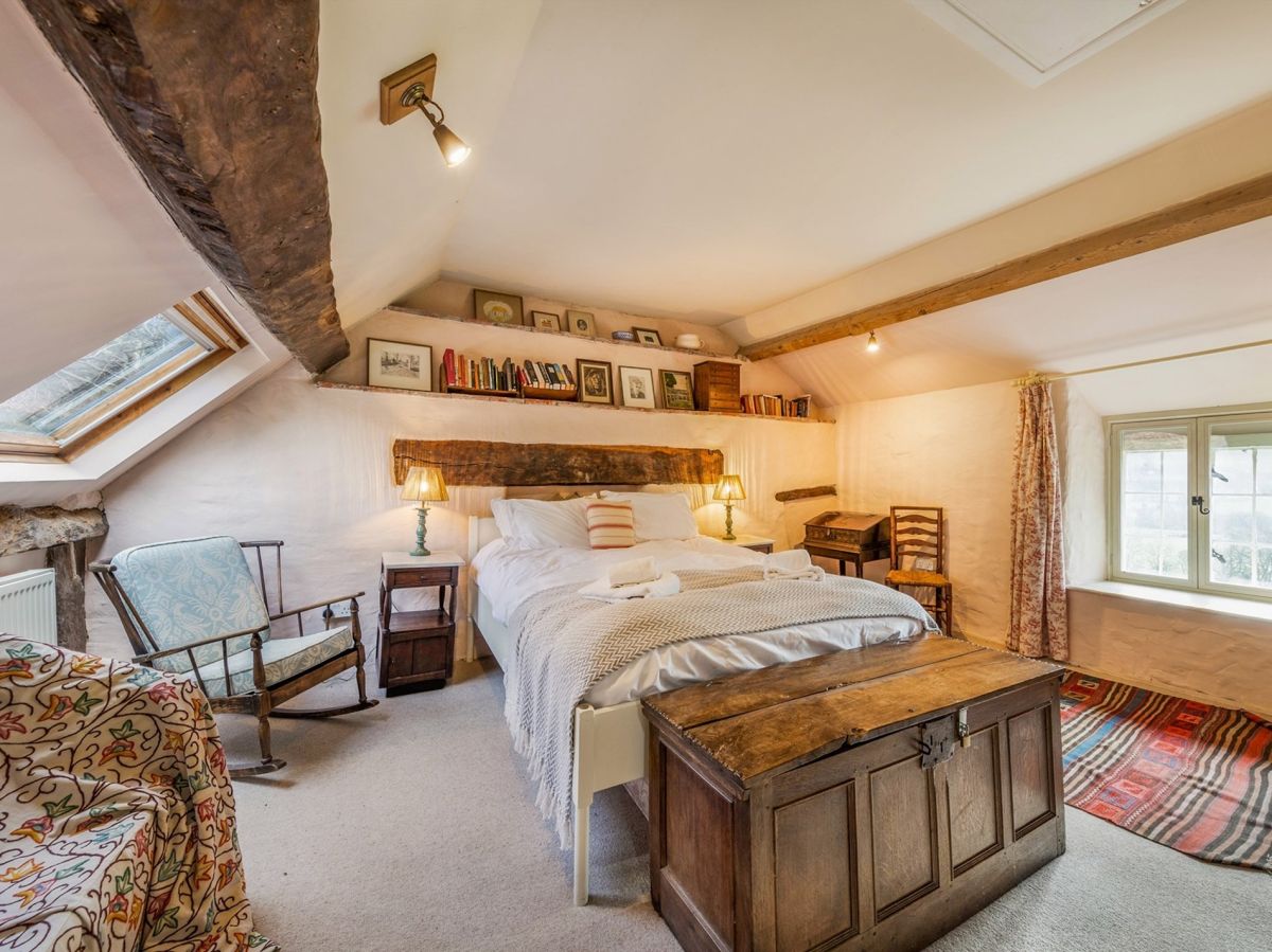 Tanat Valley Cottage, listing photograph 6