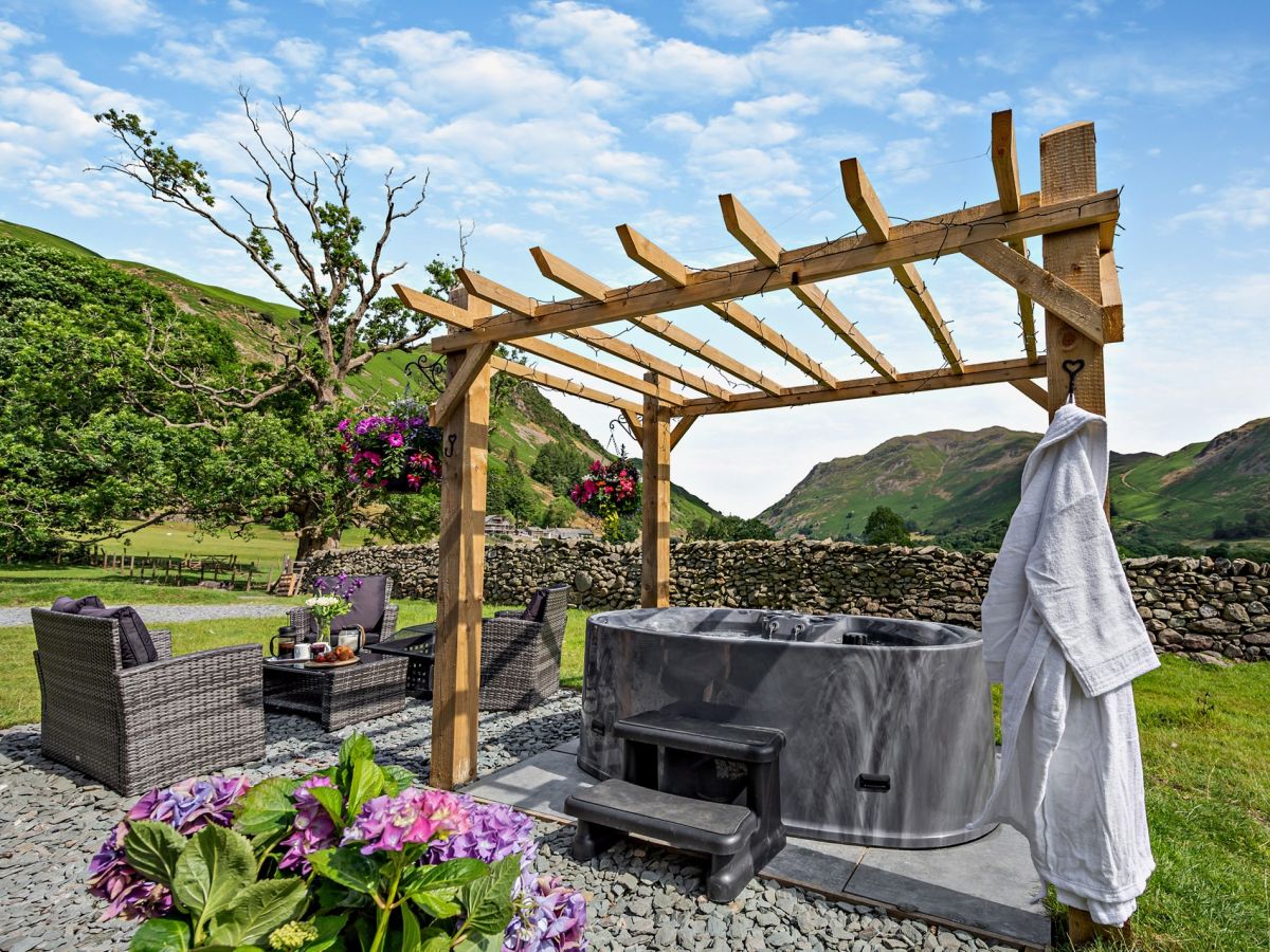 Swaledale Hut At Deepdale Hall, listing photograph 6