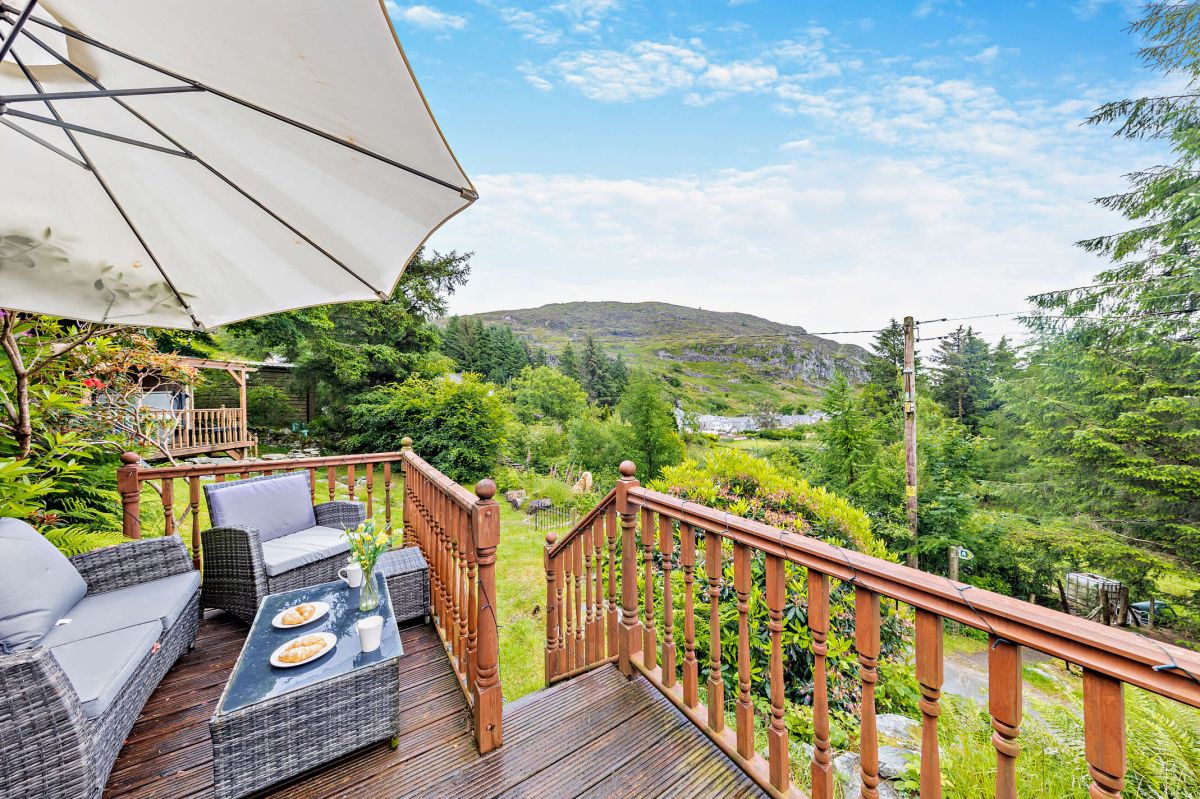 Cascades Cottage, listing photograph 4