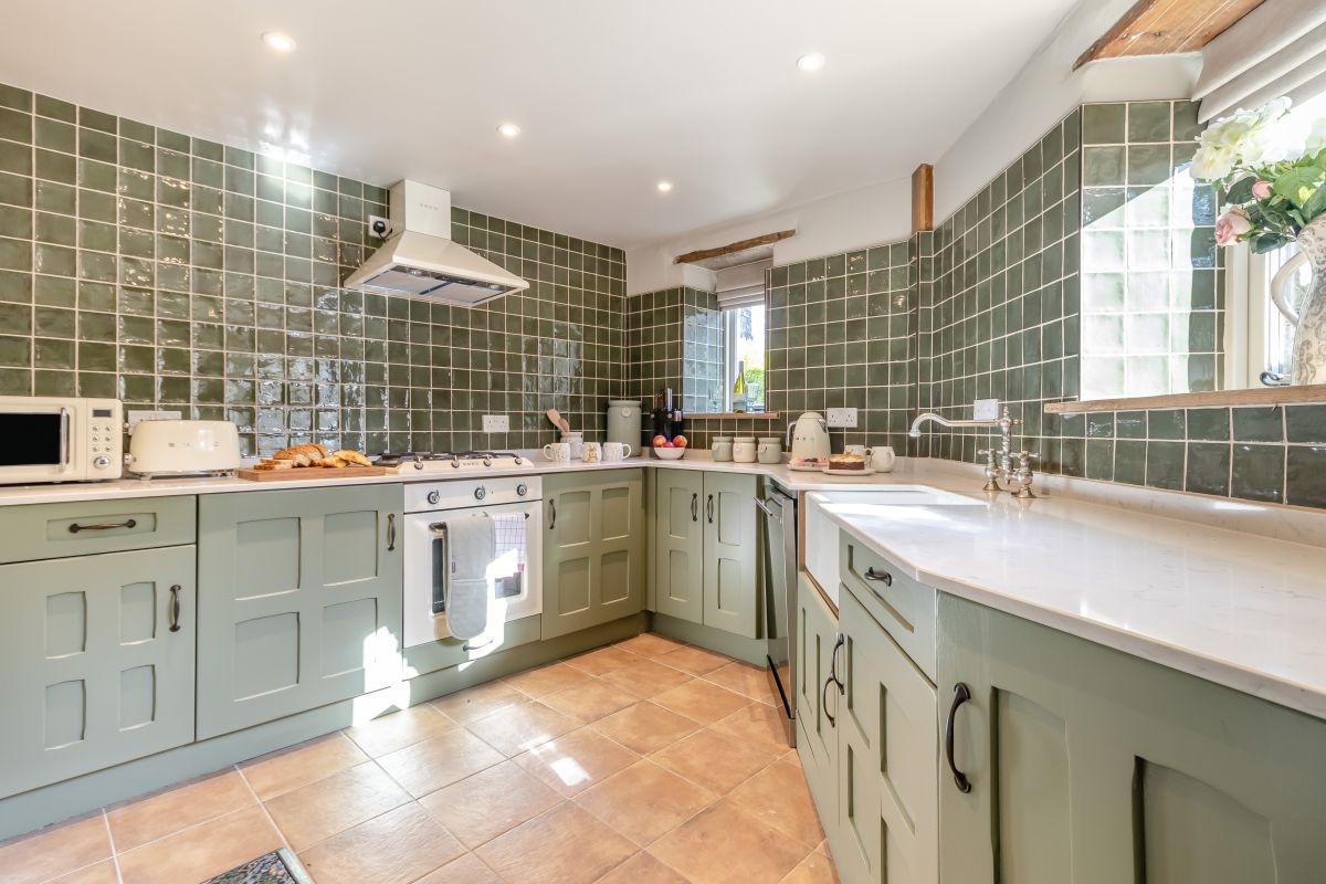 Holmlea - Calver, listing photograph 8