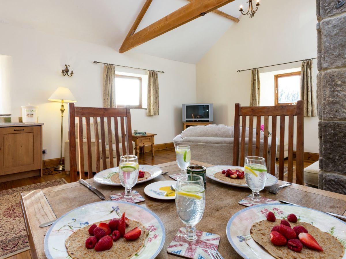 The Hayloft - Taddington, listing photograph 8