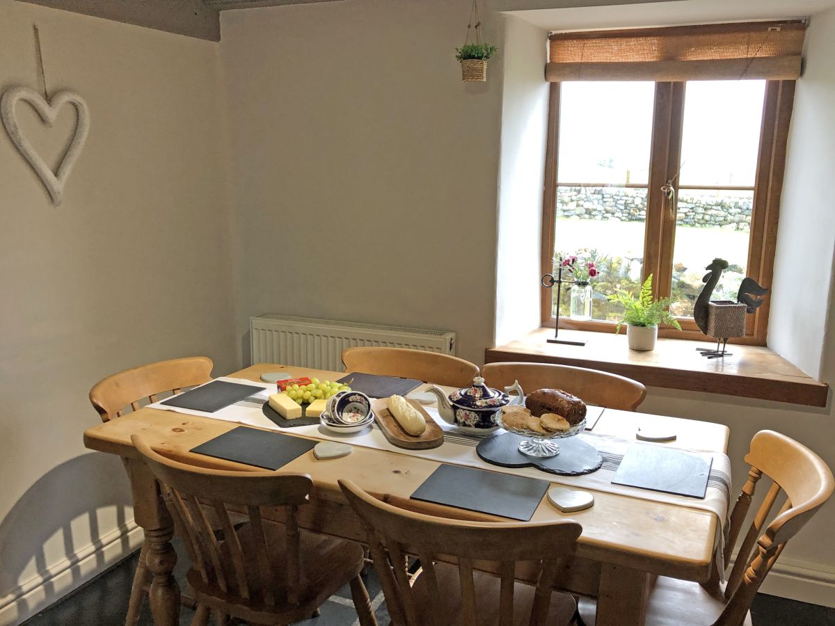 Ty Cerrig Cottage, listing photograph 9