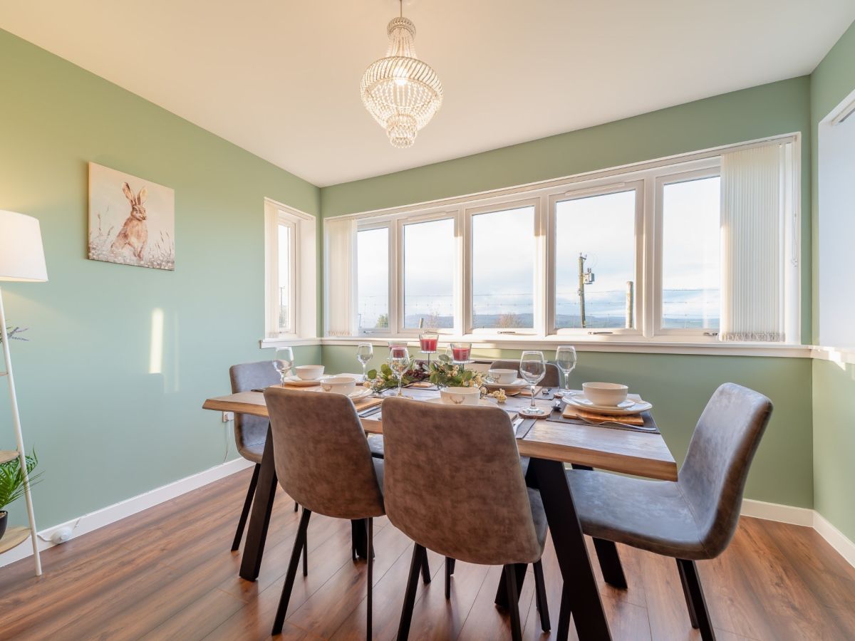 Campsie View, listing photograph 11