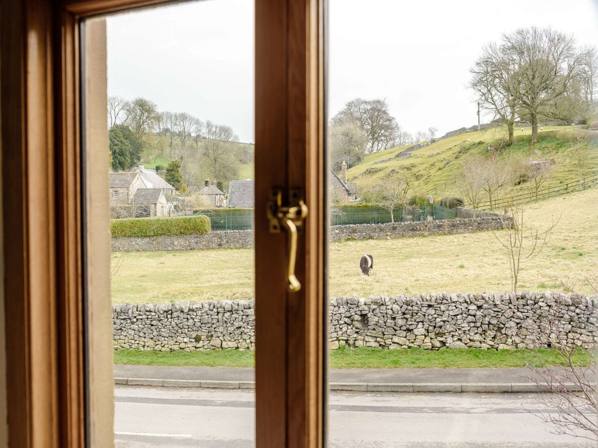 Limestone House, listing photograph 7