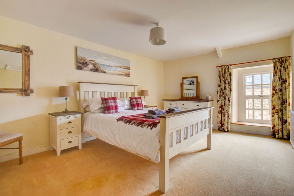 Group accommodation in the Brecon Beacon, listing photograph 11