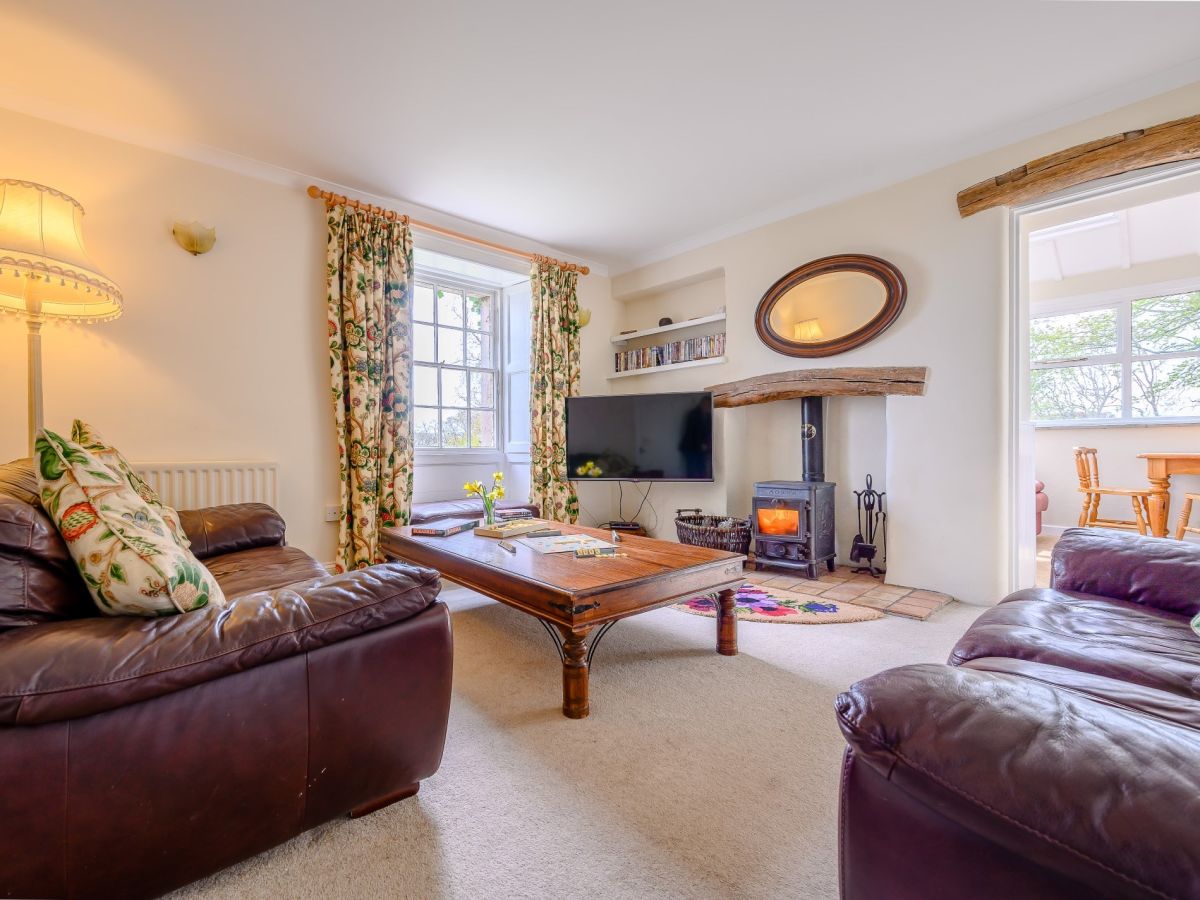 Bank House, listing photograph 3