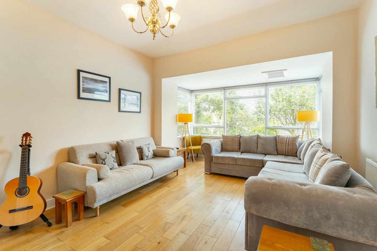 114 Craig Walk