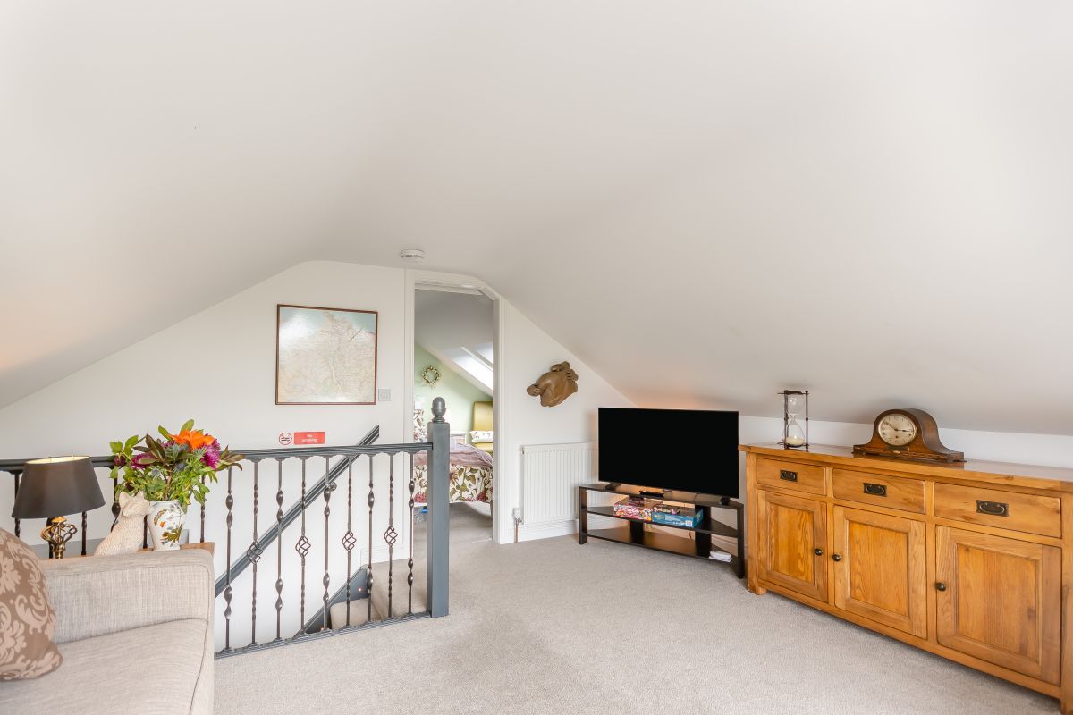 Conwy Valley View, listing photograph 12