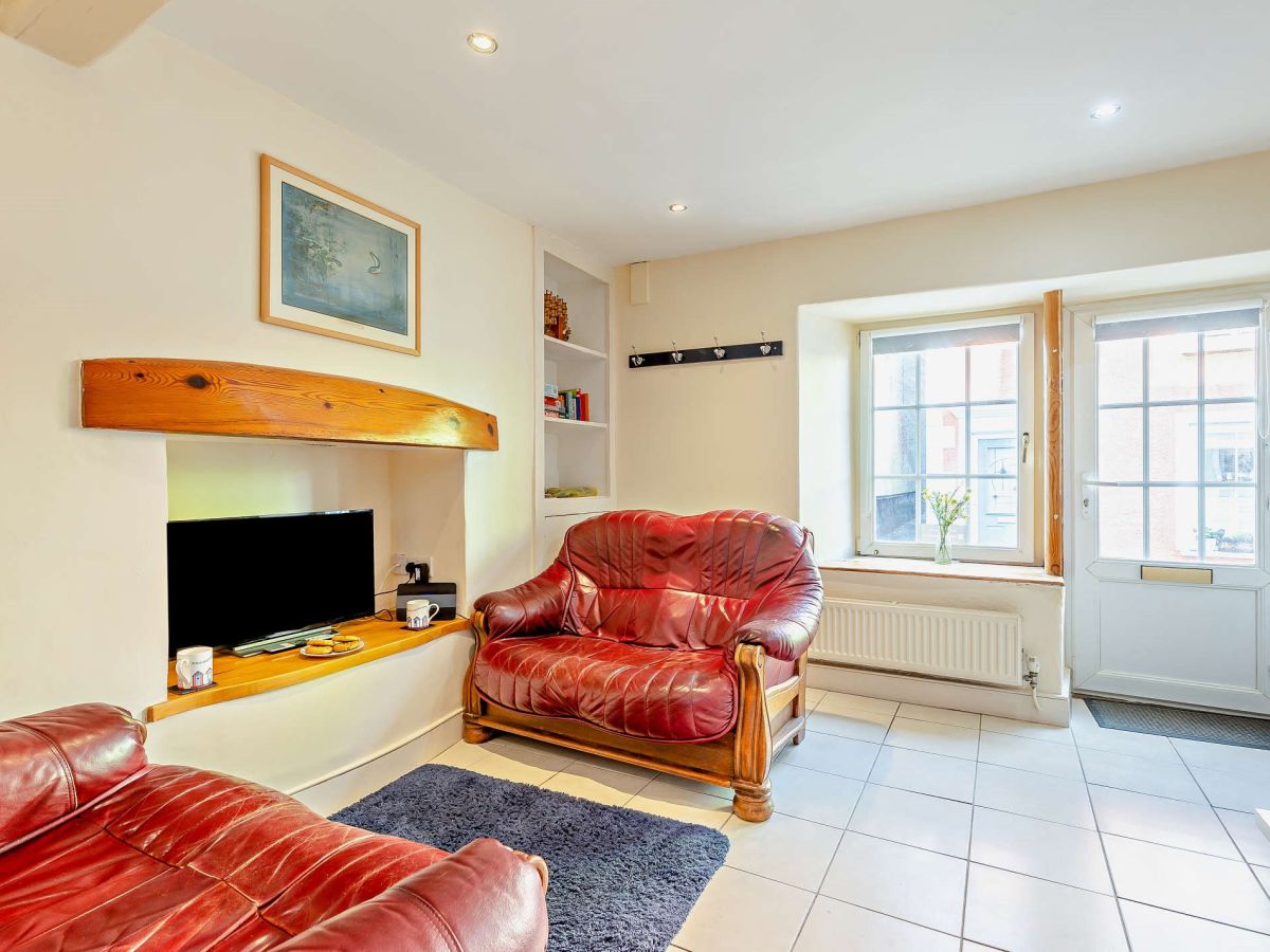 Miners Cottage - Aberdovey, listing photograph 3