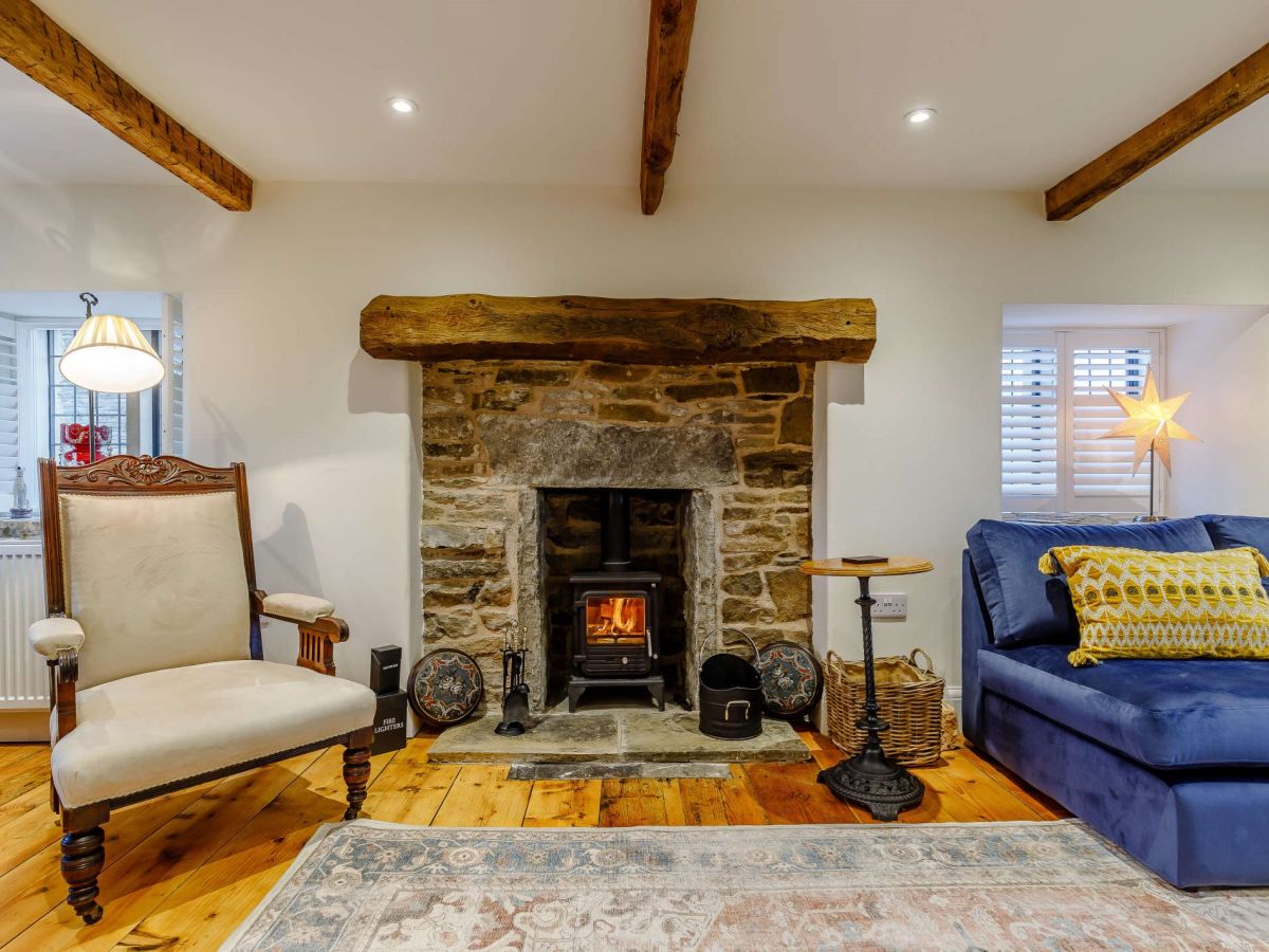 Tarden House, listing photograph 2