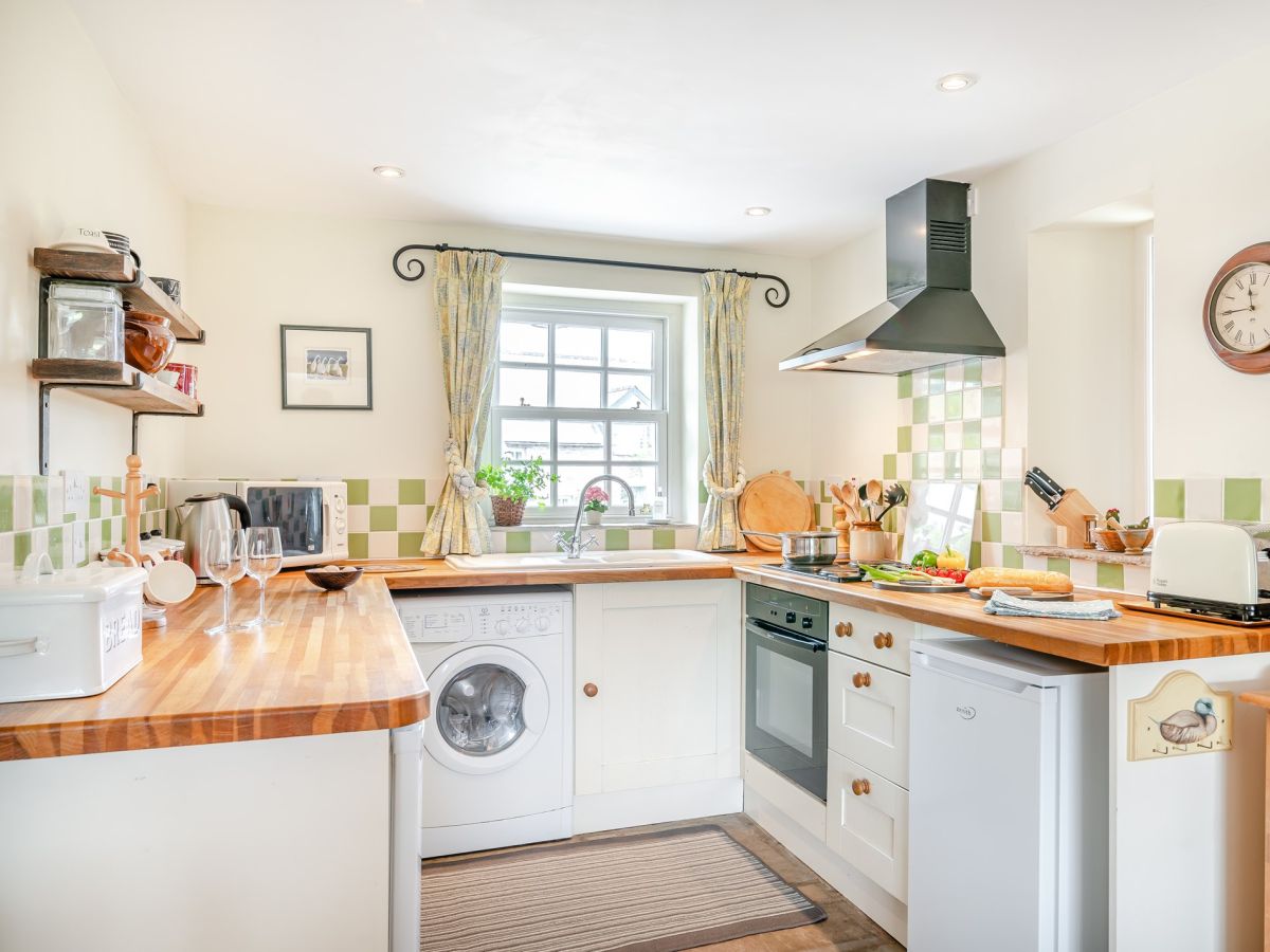 Duck Cottage Llandefaelog, listing photograph 8