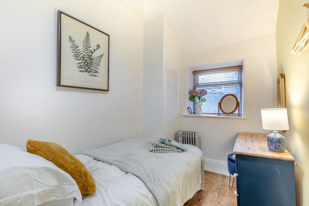 Fern Cottage - Buxton, listing photograph 11