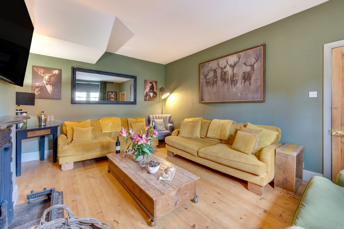 Spa on the Green, listing photograph 12