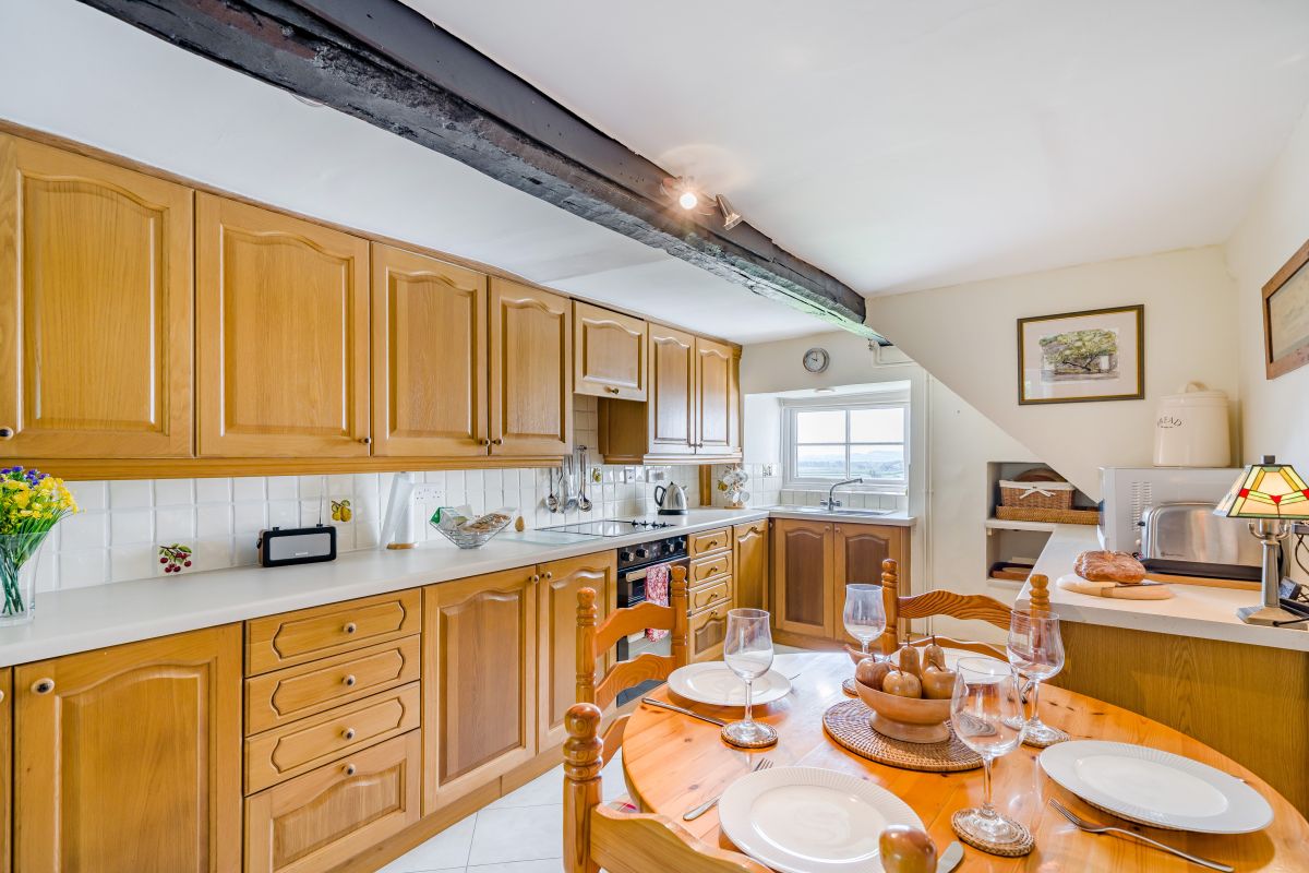 Howe Cottage, listing photograph 11