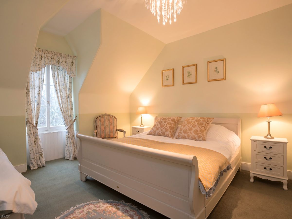 Grand Georgian Mansion, listing photograph 12