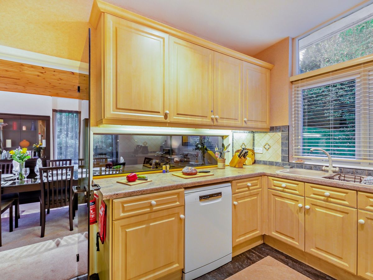 Homewood, listing photograph 12