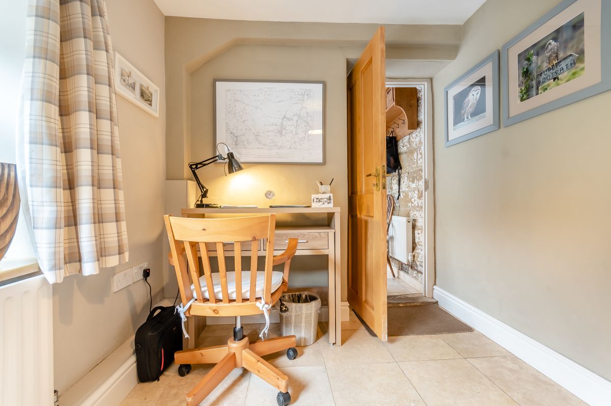 Ivy Dene, listing photograph 7