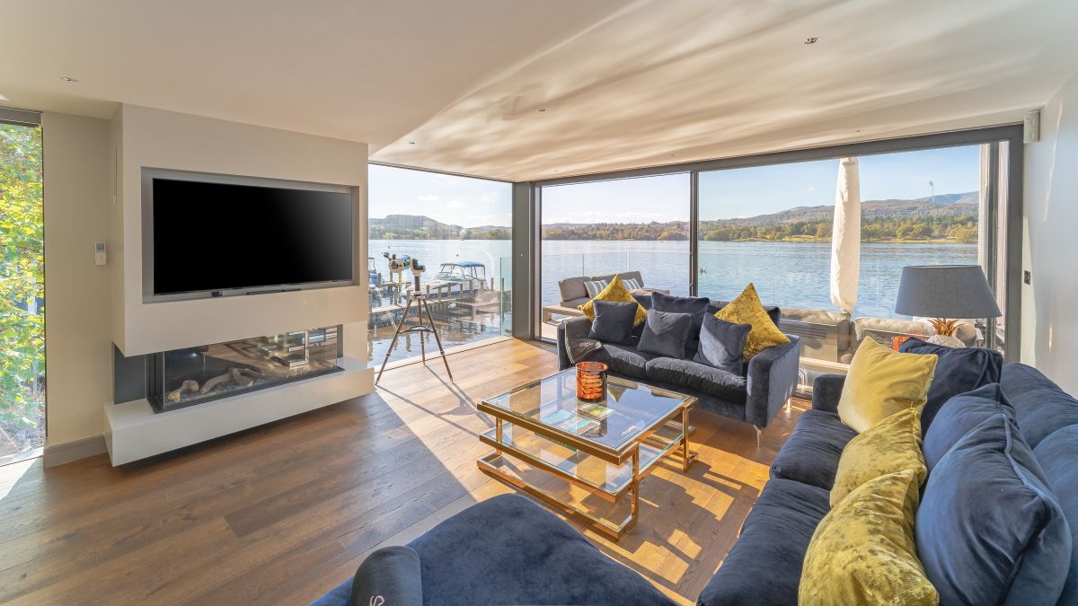 Silver Quay, listing photograph 2