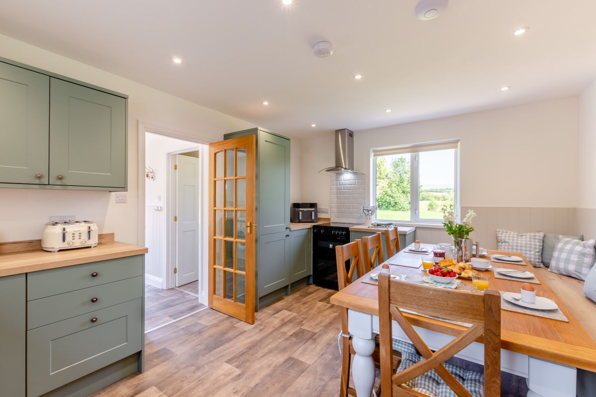 Prior Hall Cottage, listing photograph 4