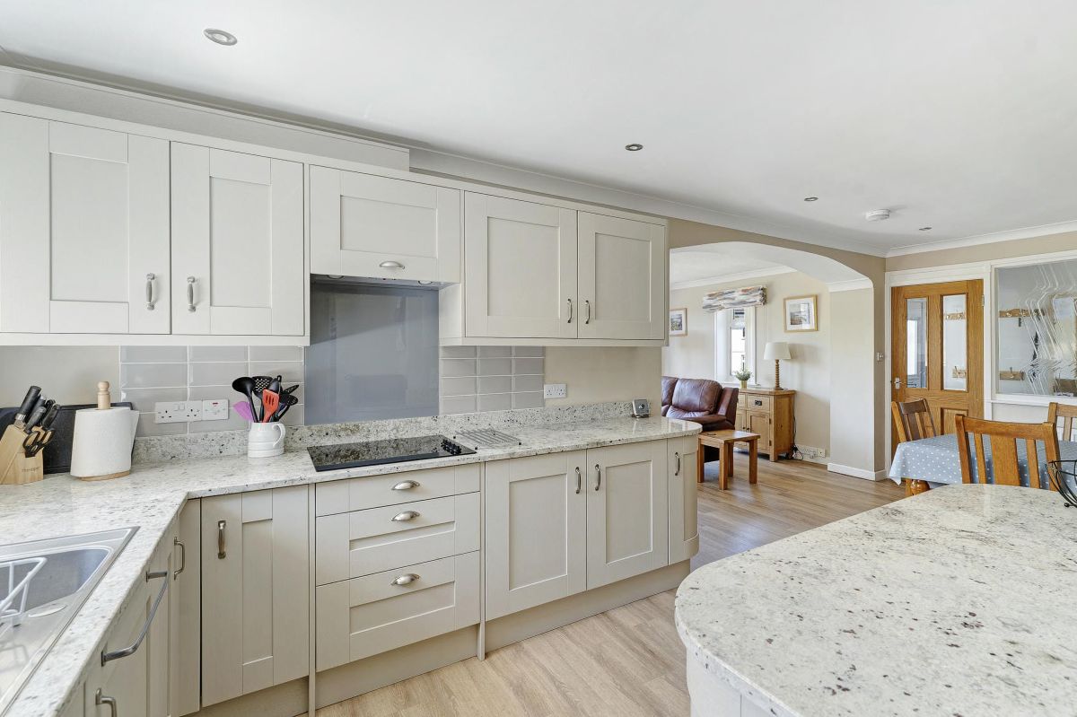 Parkwood, listing photograph 9