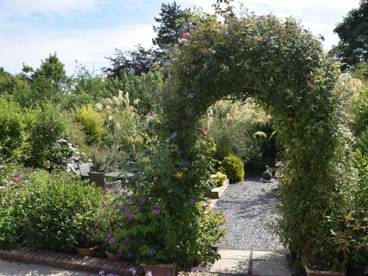 Wood Cottage, listing photograph 10