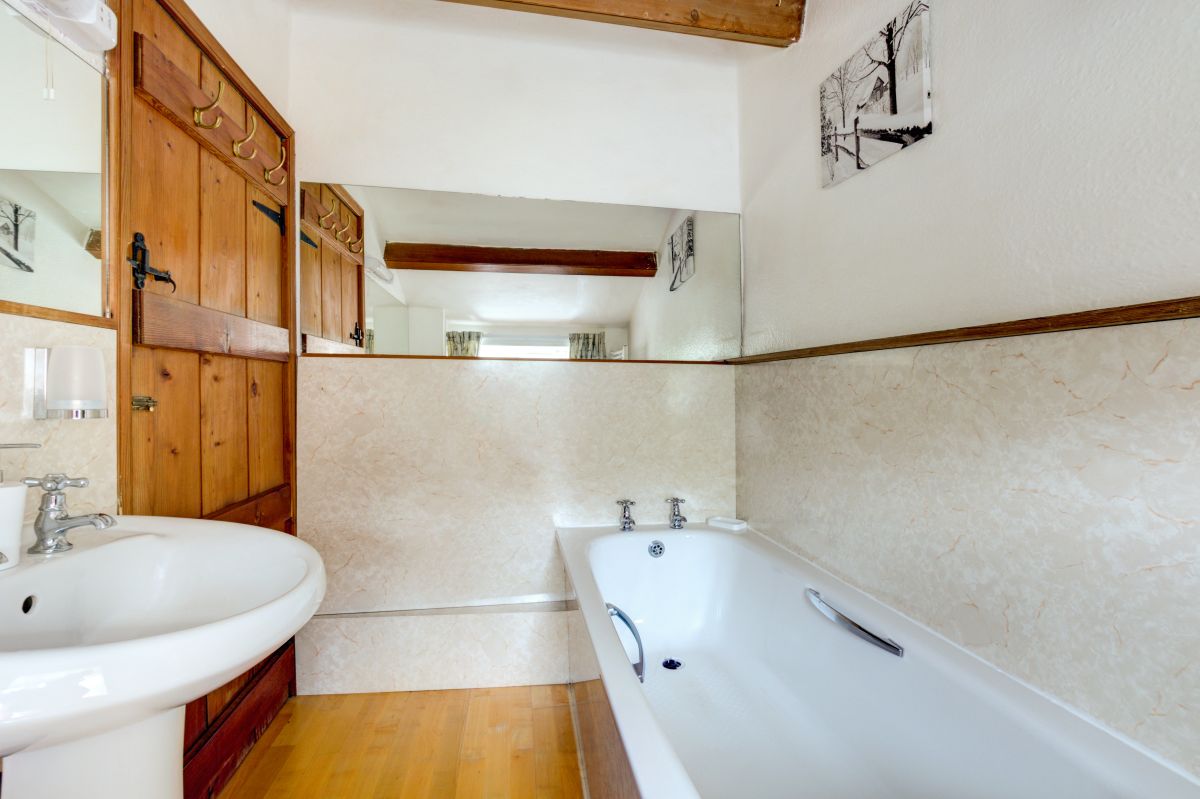 Foss Garth Cottage, listing photograph 12