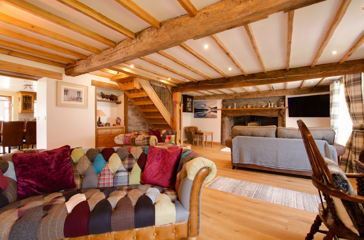 Bedlwyn Coch Farm, listing photograph 4