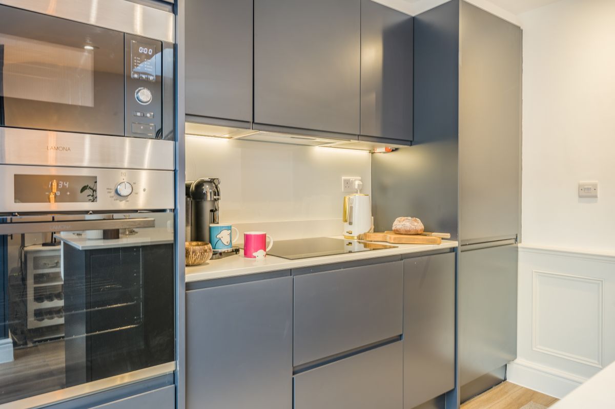 May Townhouse, listing photograph 6
