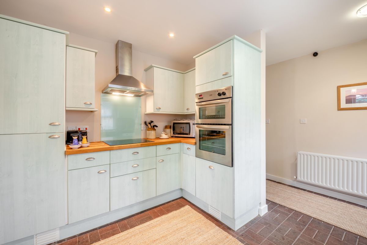 The Potters Cottage, listing photograph 8