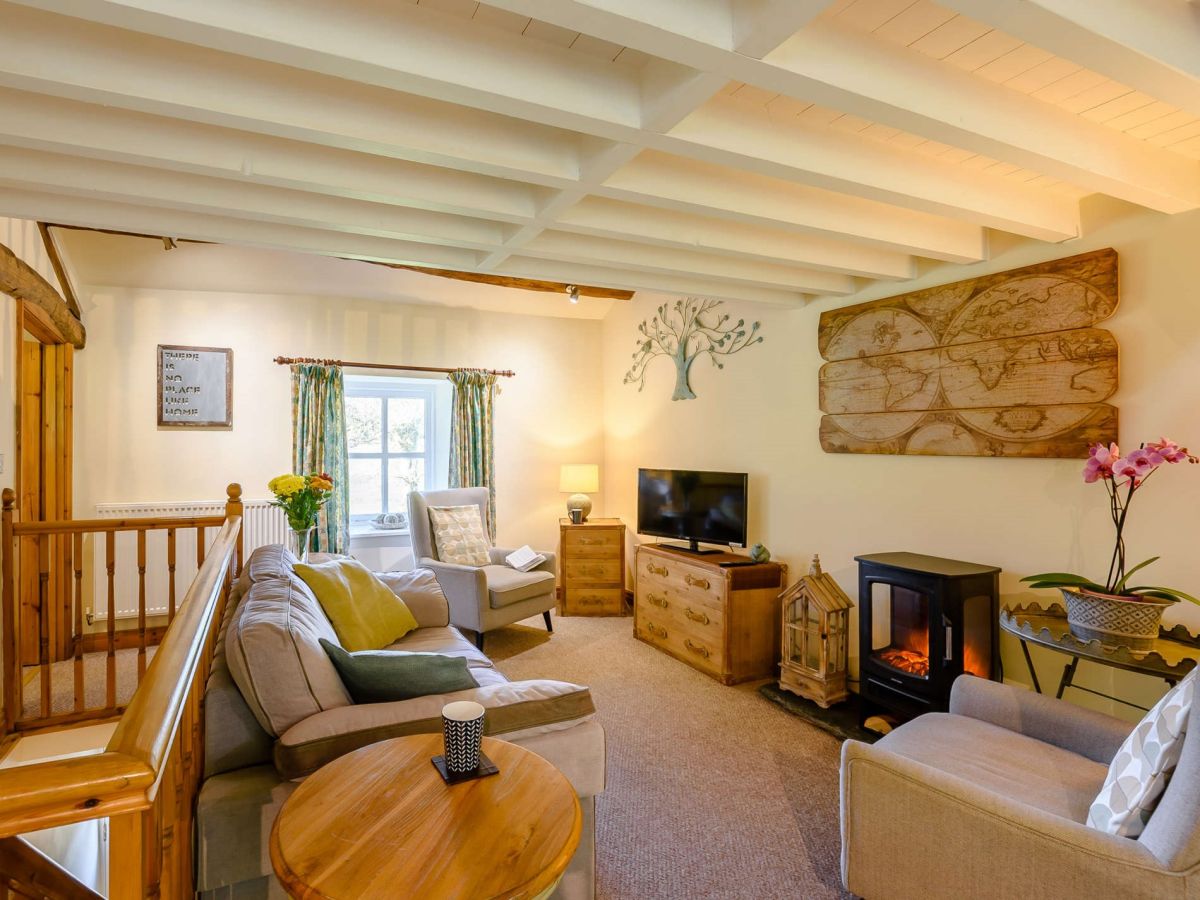 Ash Cottage, listing photograph 3