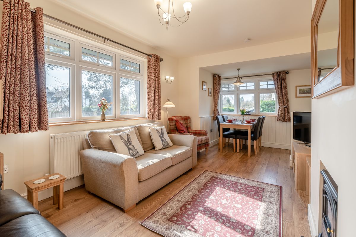 Lilac Cottage, listing photograph 2