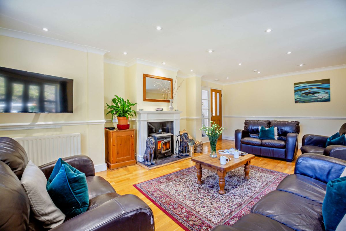 Llety Eryri - Snowdonia Woodland Cottage, listing photograph 2