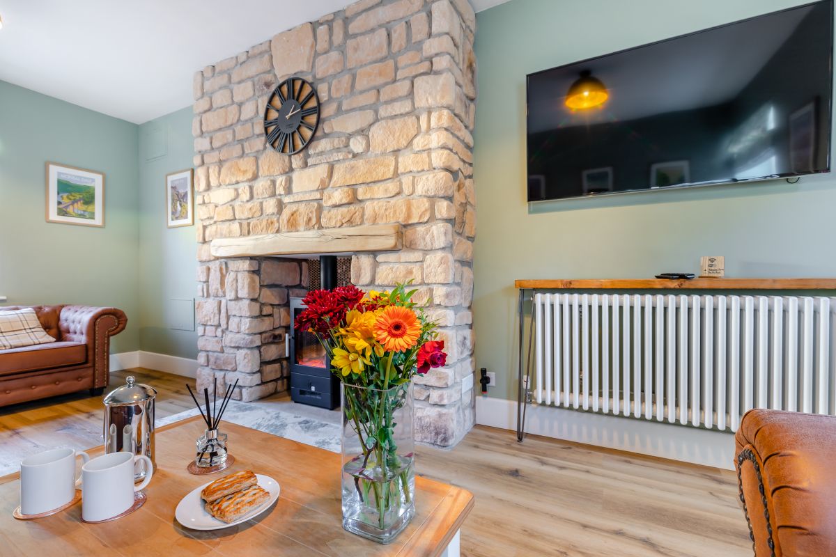 Babbling Brook Cottage, listing photograph 3