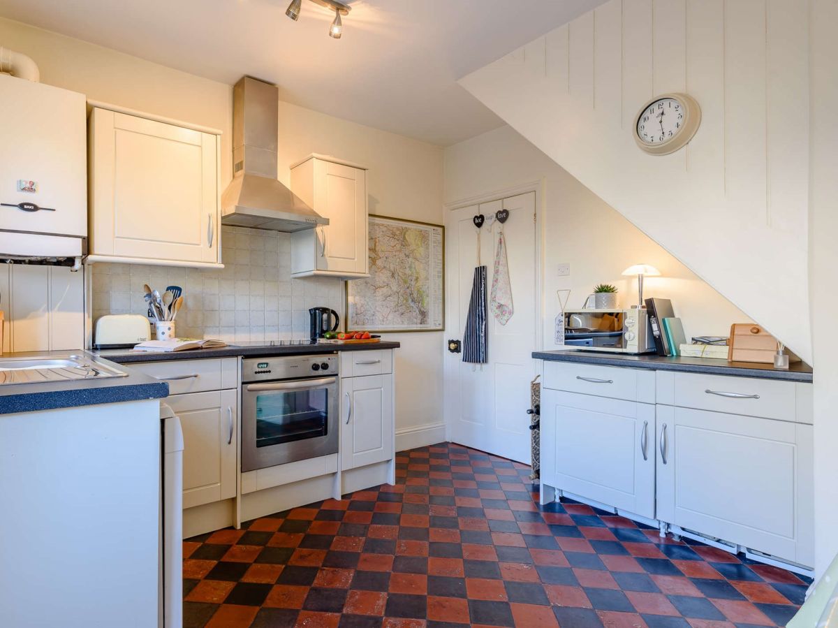 Campion Cottage - Peak, listing photograph 4
