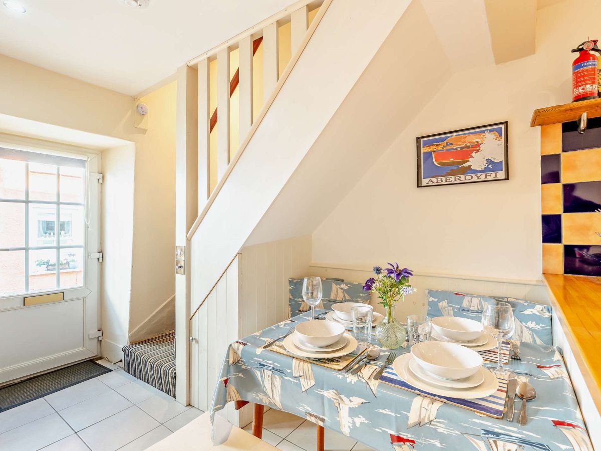 Miners Cottage - Aberdovey, listing photograph 9