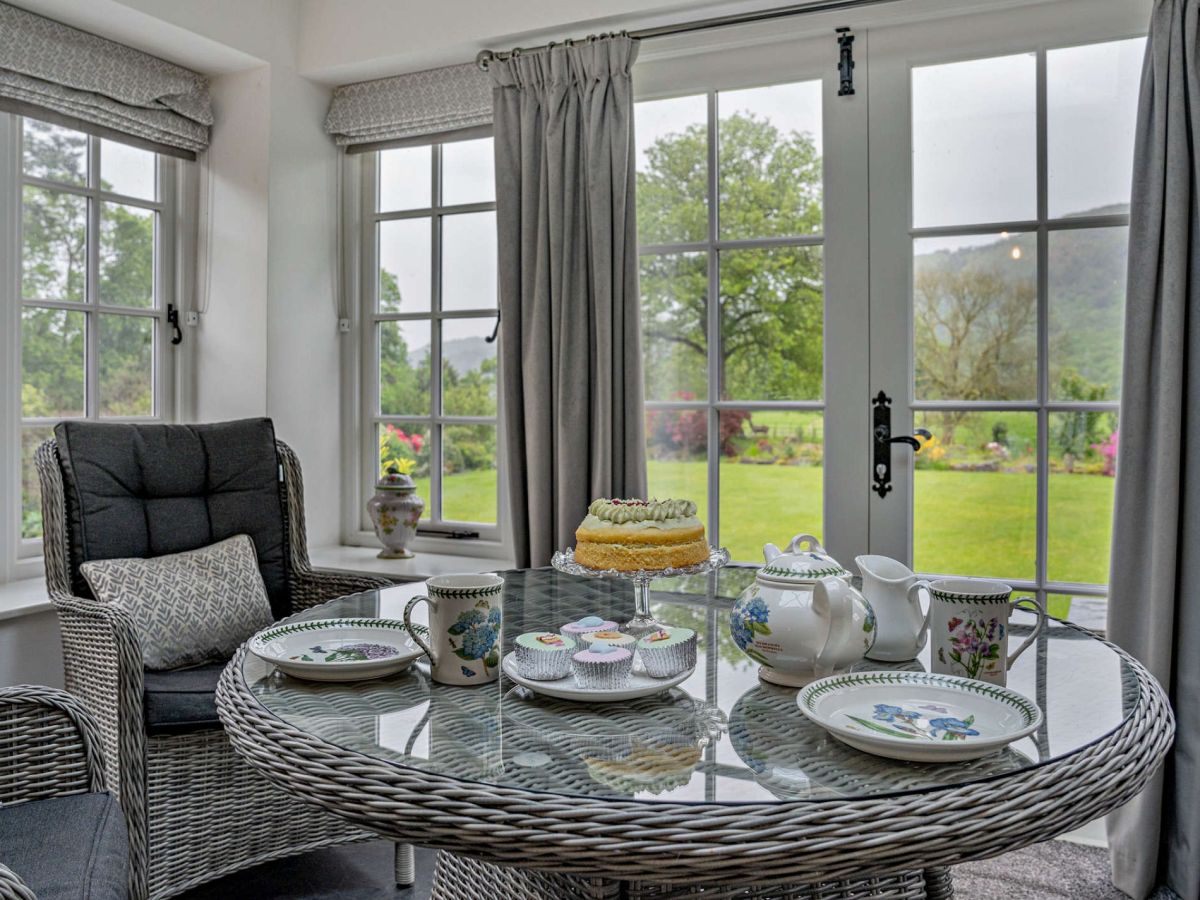 Fir Tree Lodge, listing photograph 10