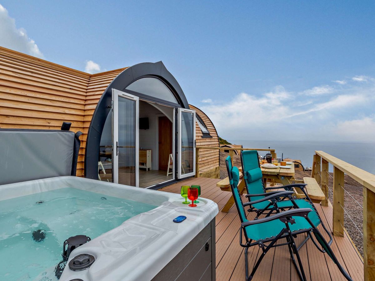 Highland Hot Tub Retreat 3, listing photograph 6