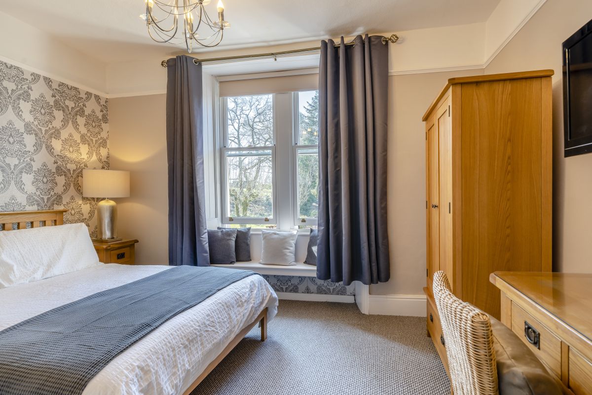 Oldfield House, listing photograph 12
